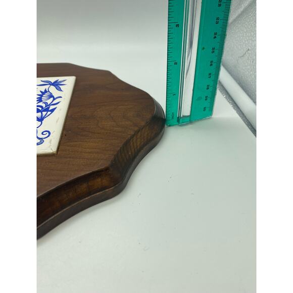 Handmade Wooden Wall Plaque Trivet‎ with Blue white tile - Picture 7 of 8